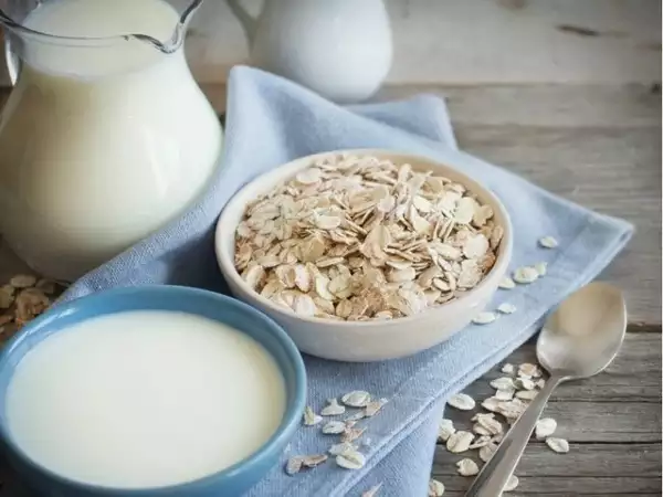 Oatmeal And Yogurt Mask